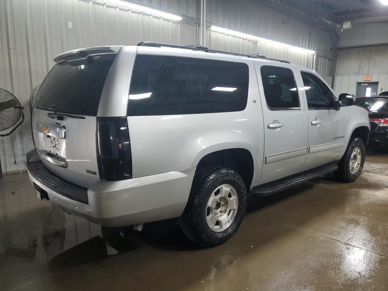 2012 Chevrolet Suburban C1500 Lt - Фото 3