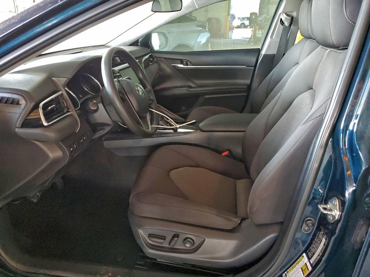 2018 Toyota Camry L - Фото 7