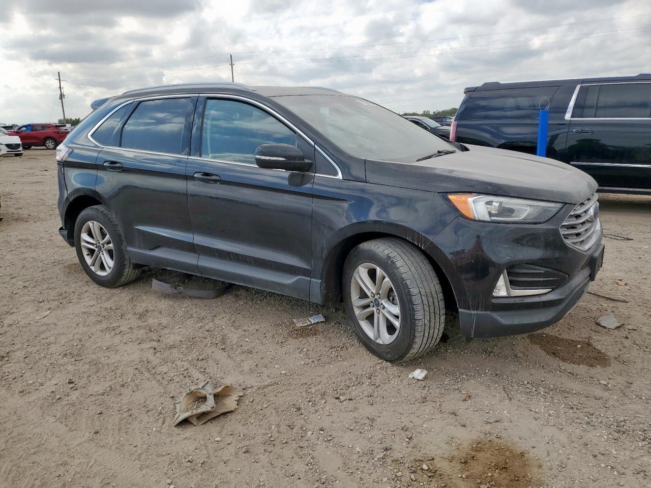 2020 Ford Edge Sel - Image 4