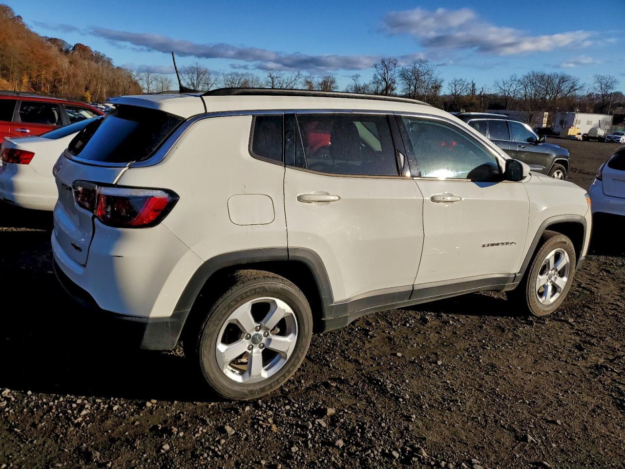 2018 Jeep Compass Latitude - Фото 3