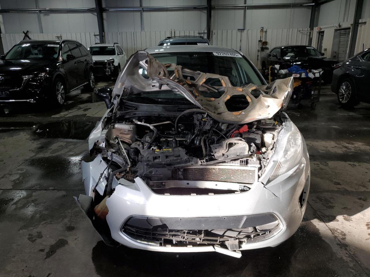 2011 Ford Fiesta S - Image 5