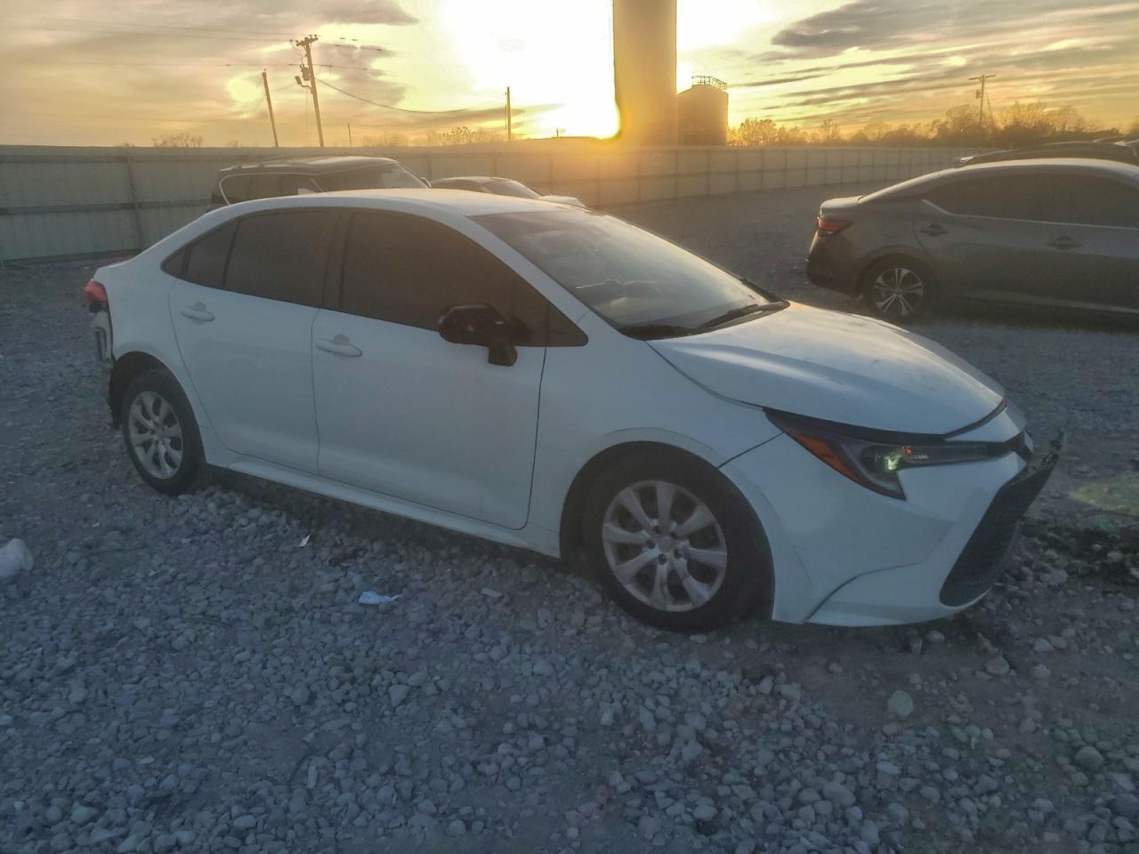 2022 Toyota Corolla Le - Фото 4