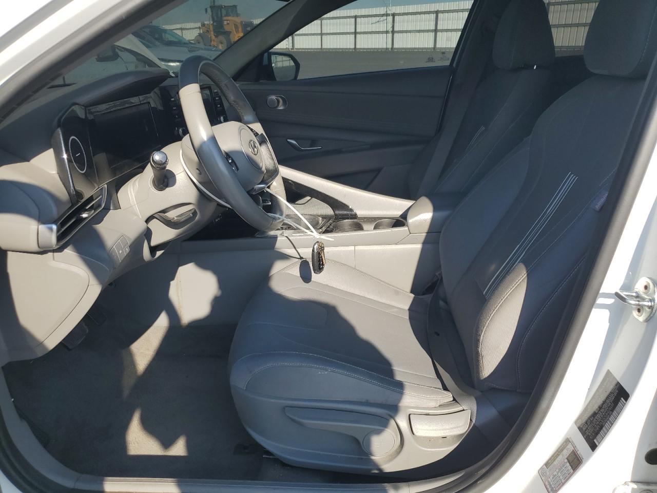 2021 Hyundai Elantra Sel - Фото 7