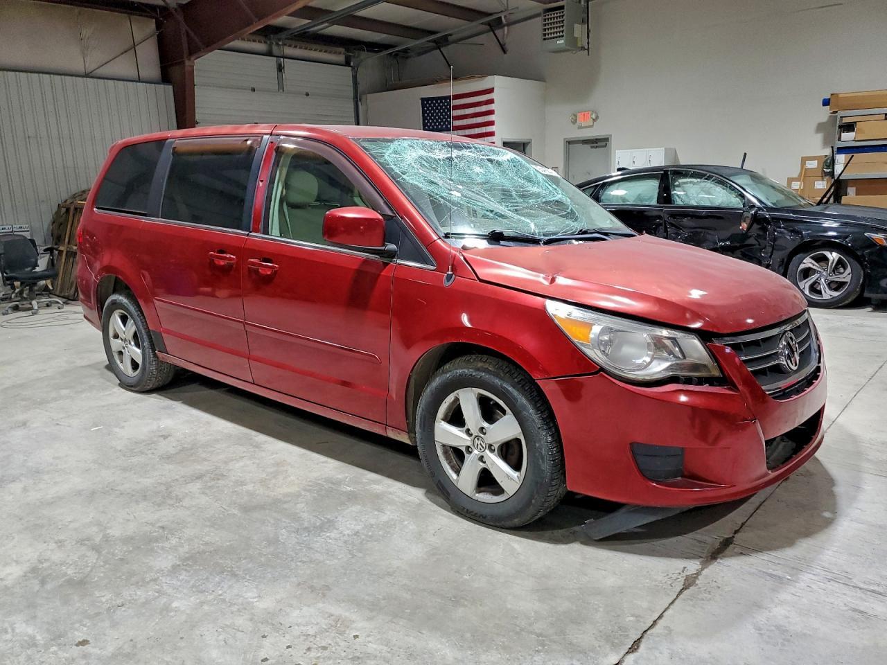 2009 Volkswagen Routan Sel - Фото 4