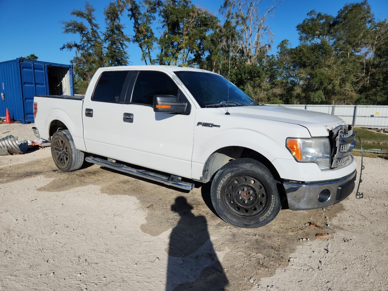 2013 Ford F150 Supercrew - Image 4