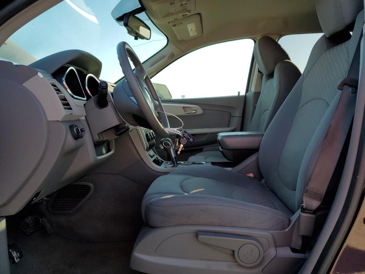 2009 Chevrolet Traverse Ls - Image 7