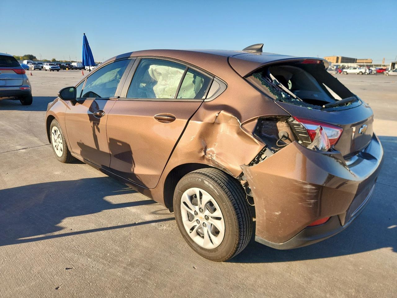 2019 Chevrolet Cruze Ls - Фото 2