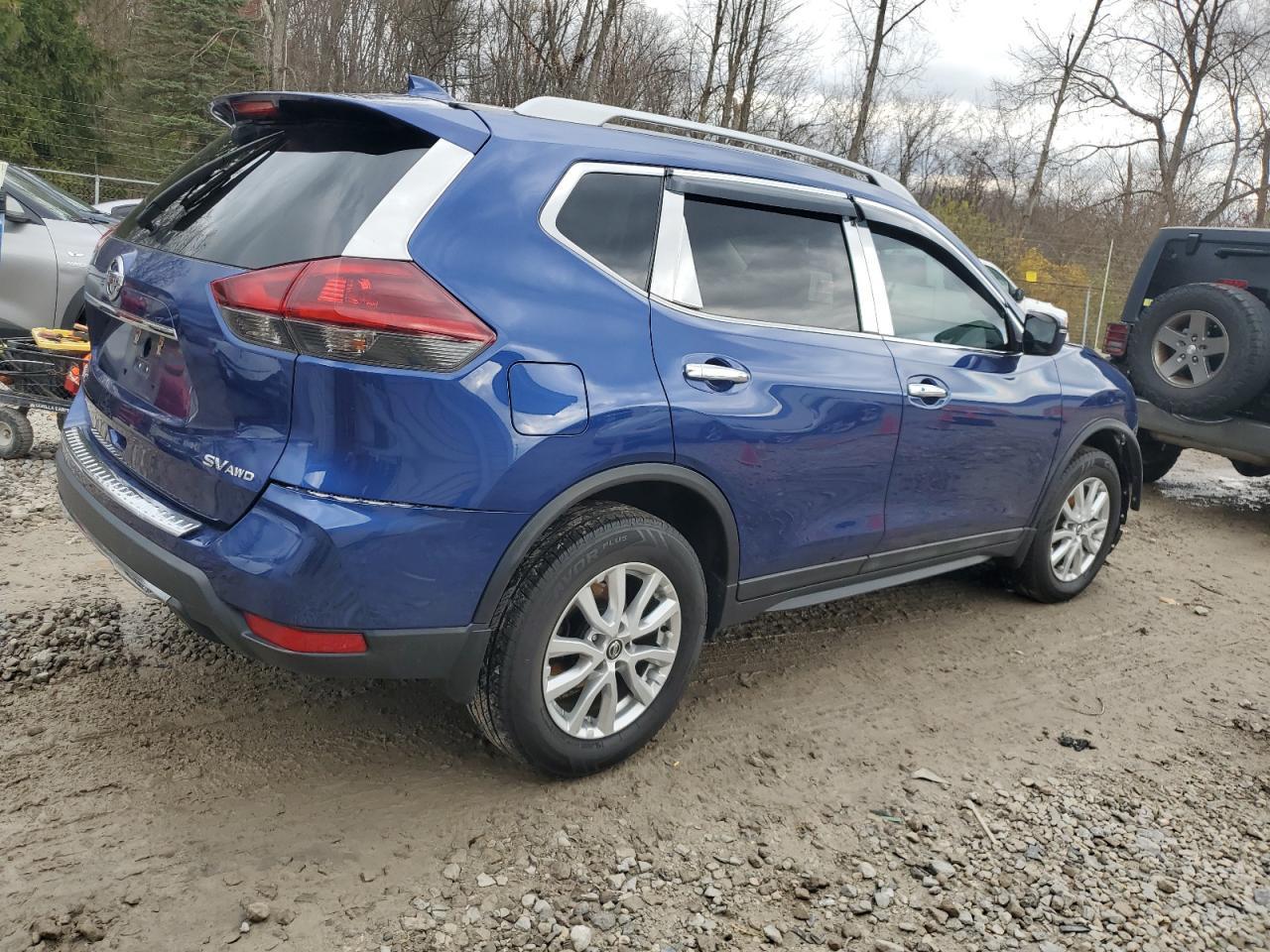 2018 Niss Rogue S - Image 3