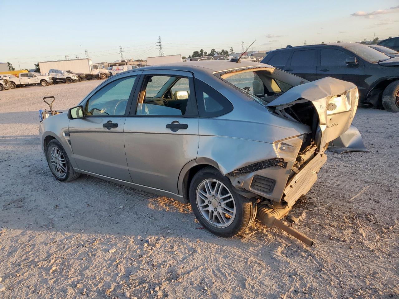 2008 Ford Focus Se - Image 2