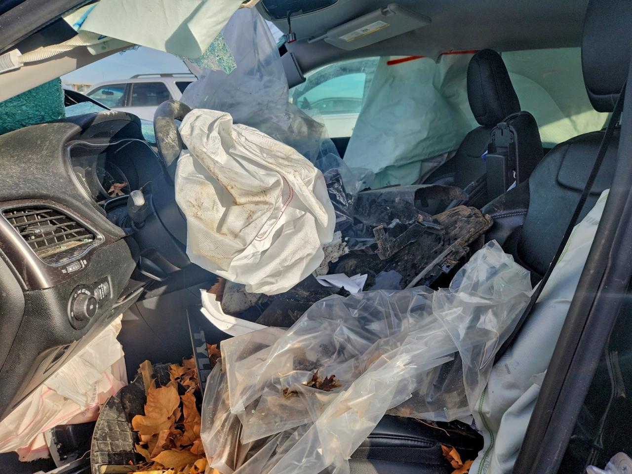 2019 Jeep Cherokee Latitude Plus - Фото 7