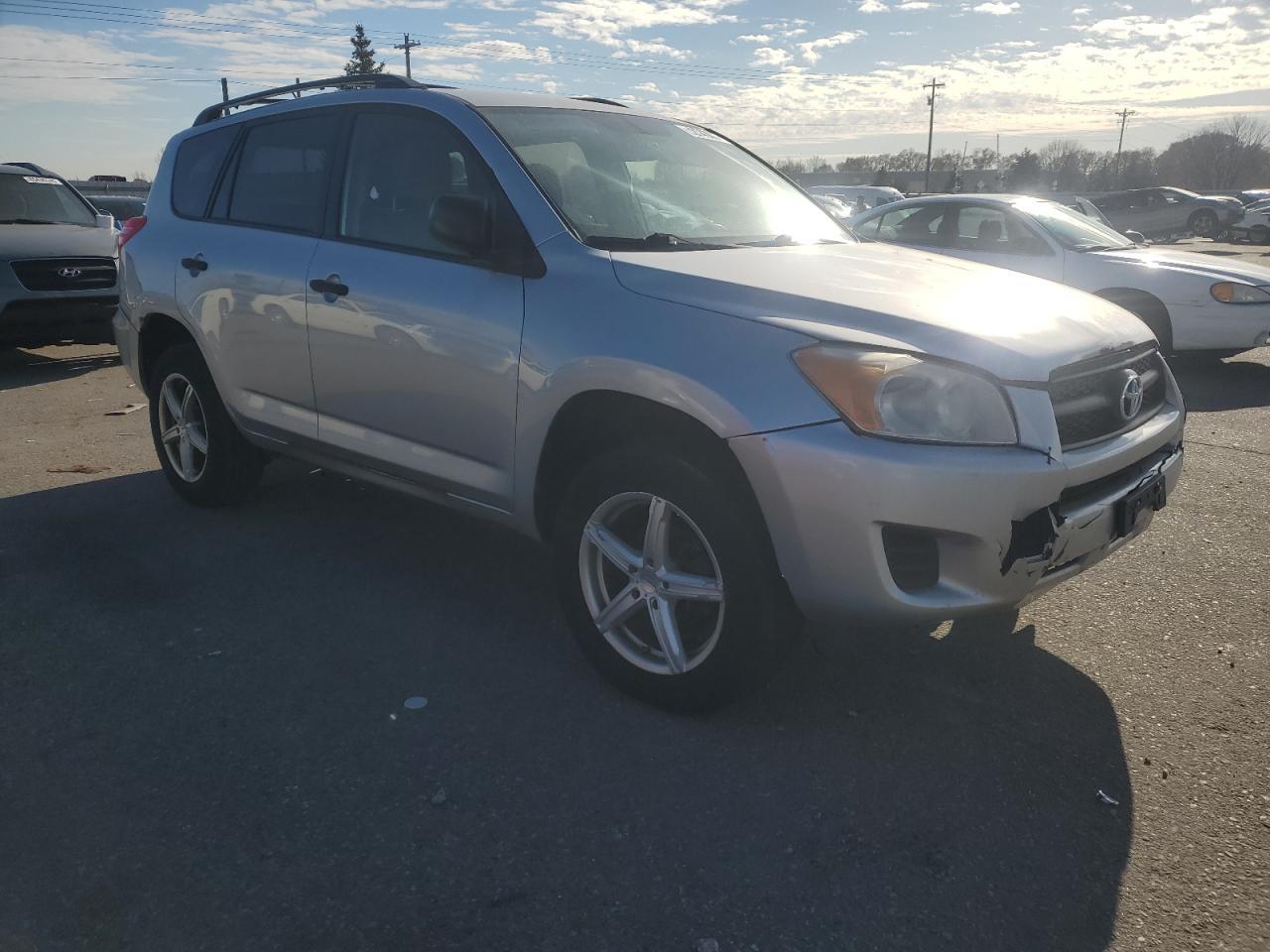 2009 Toyota Rav4 - Image 4