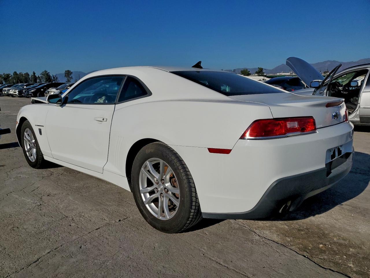 2014 Chevrolet Camaro Ls - Image 2