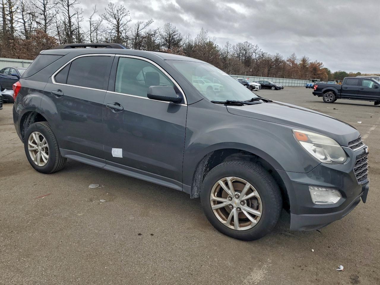 2017 Chevrolet Equinox Lt - Image 4
