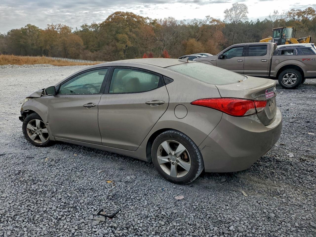 2013 Hyundai Elantra Gls - Фото 2