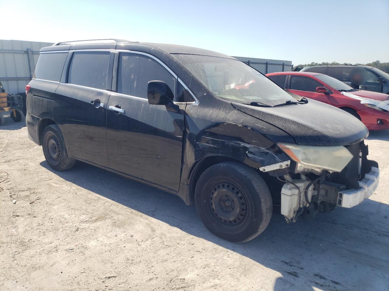 2015 Nissan Quest S - Фото 4