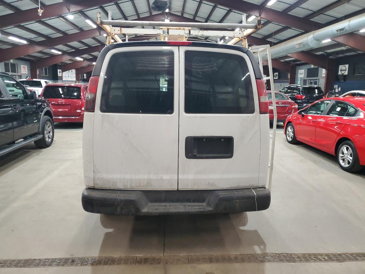 2019 Chevrolet Express G2500 - Image 6
