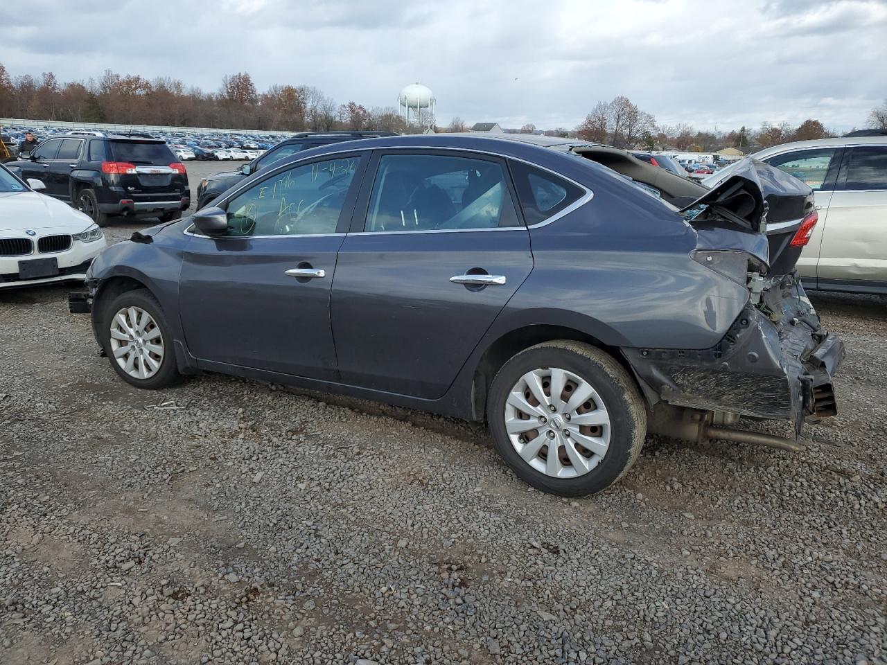 2014 Nissan Sentra S - Фото 2