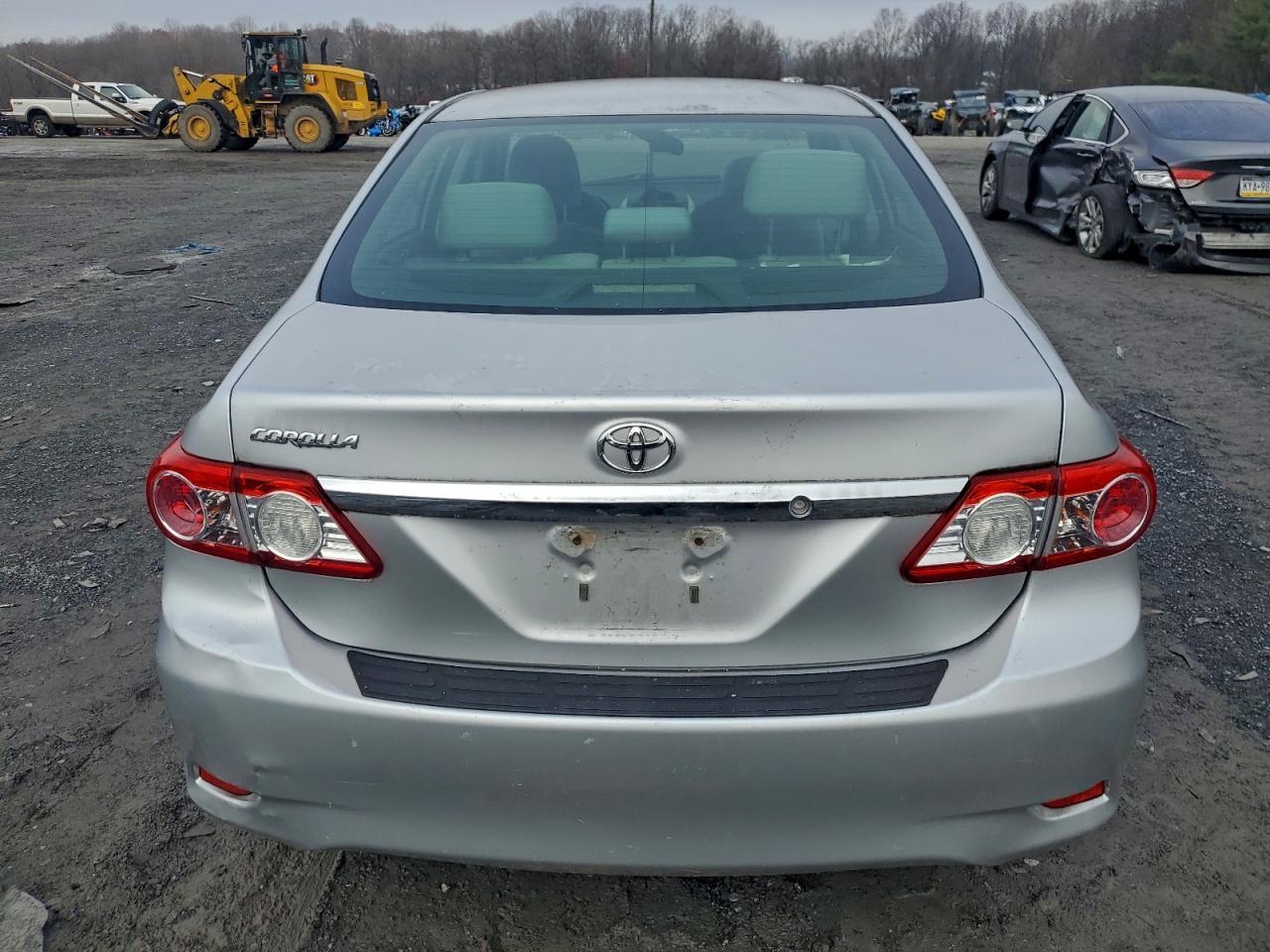 2013 Toyota Corolla - Фото 6