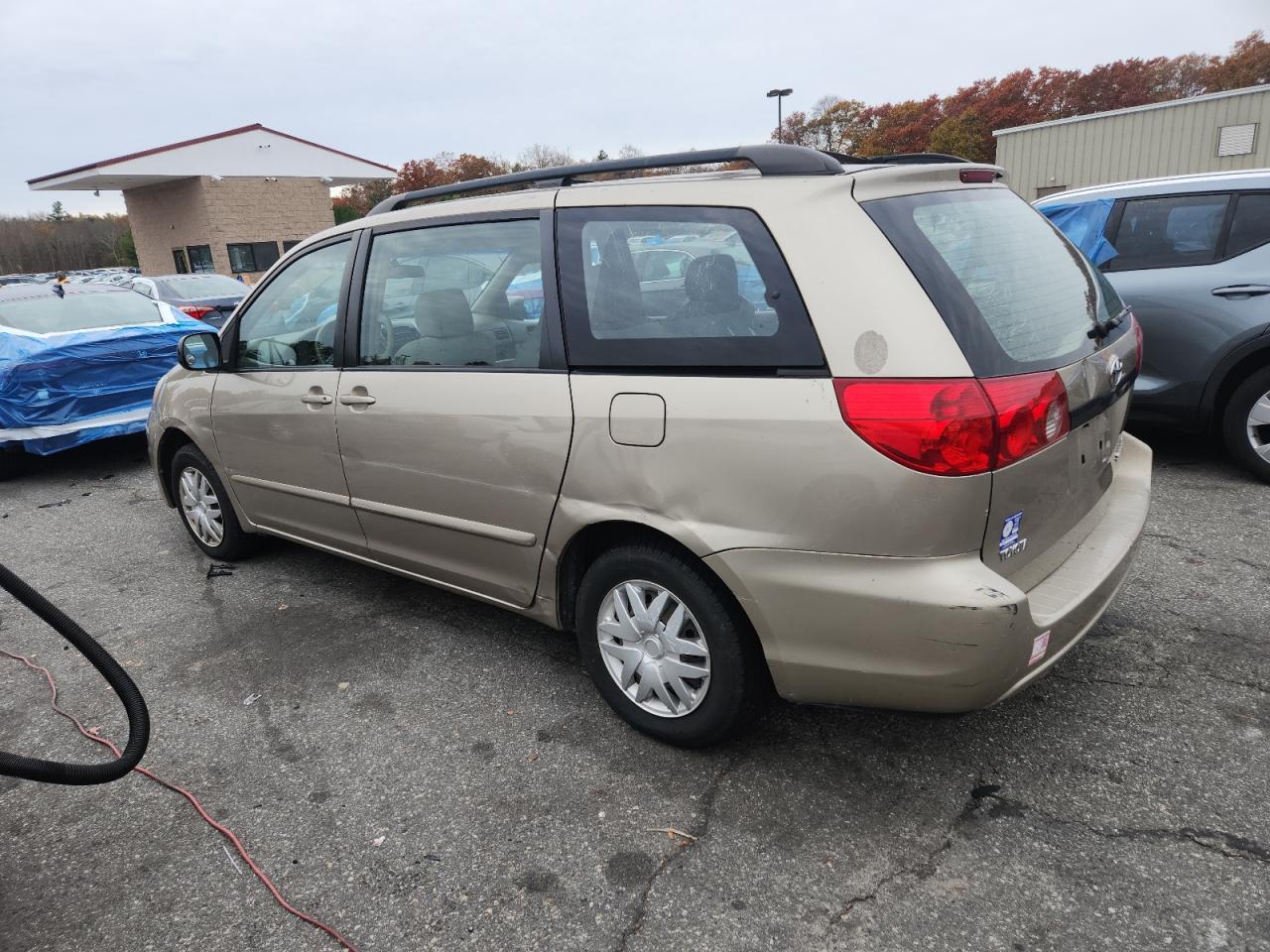 2007 Toyota Sienna Ce - Фото 2