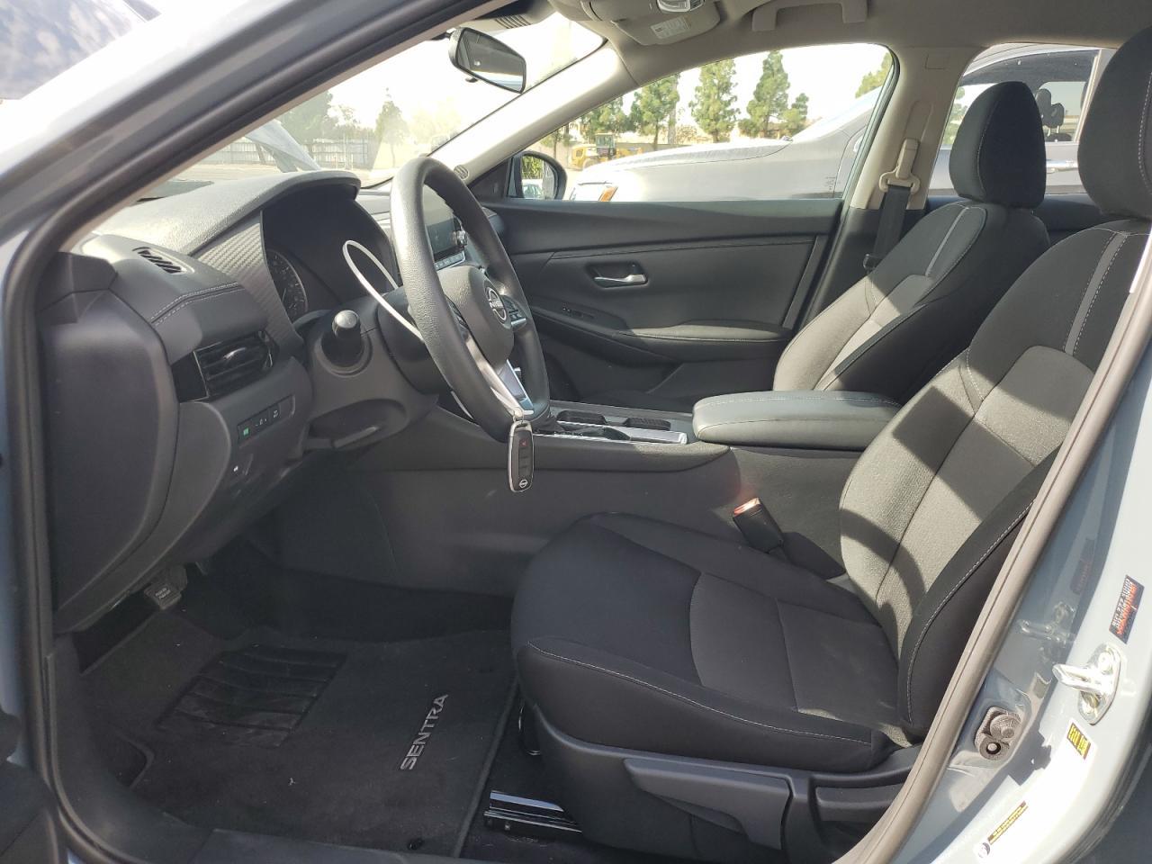 2025 Nissan Sentra Sv - Фото 7