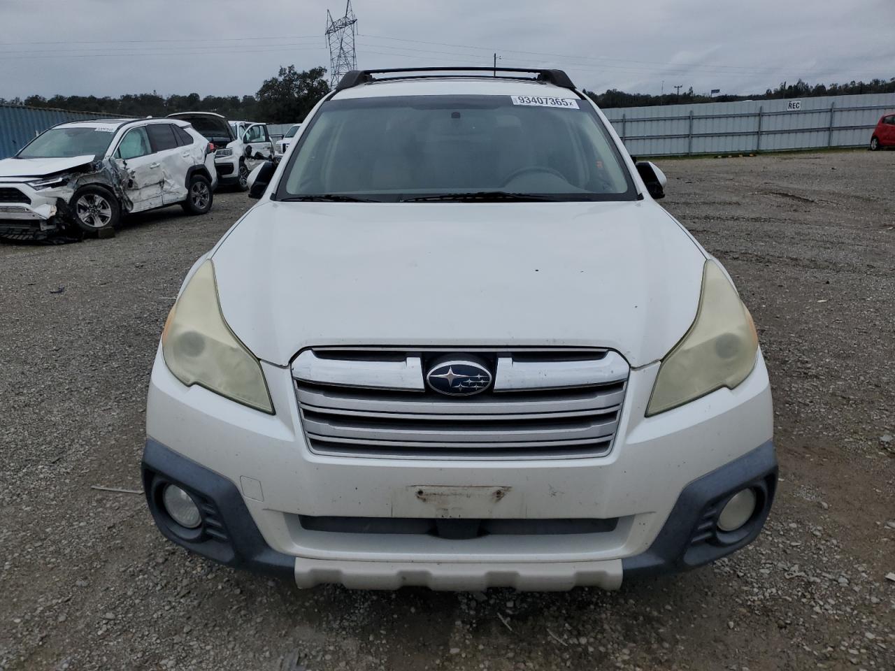 2013 Subaru Outback 2.5I Limited - Image 5
