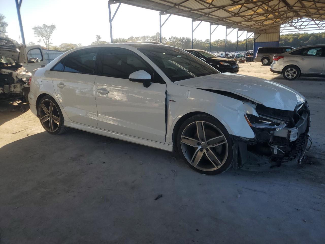 2016 Audi A3 Premium - Фото 4
