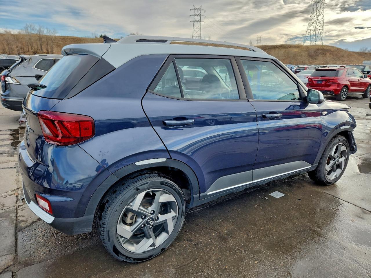 2022 Hyundai Venue Sel - Фото 3