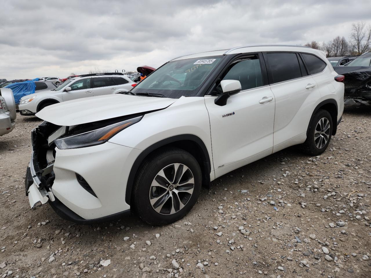 2021 Toyota Highlander Hybrid Xle