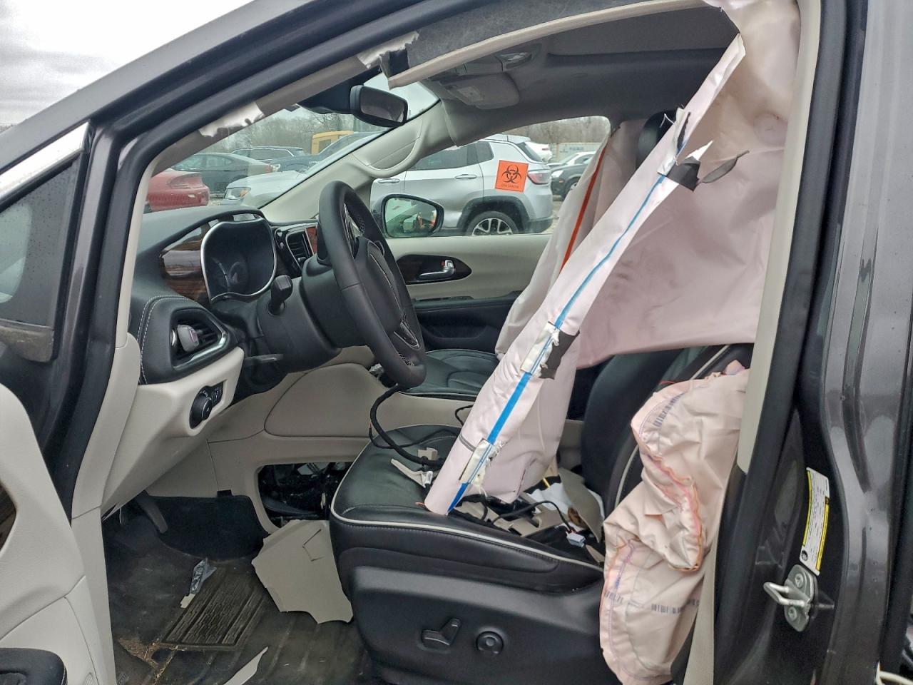 2023 Chrysler Pacifica Hybrid Limited - Фото 7