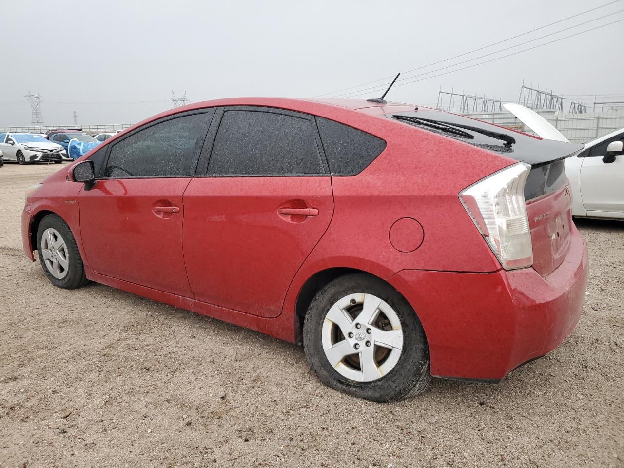 2010 Toyota Prius - Image 2