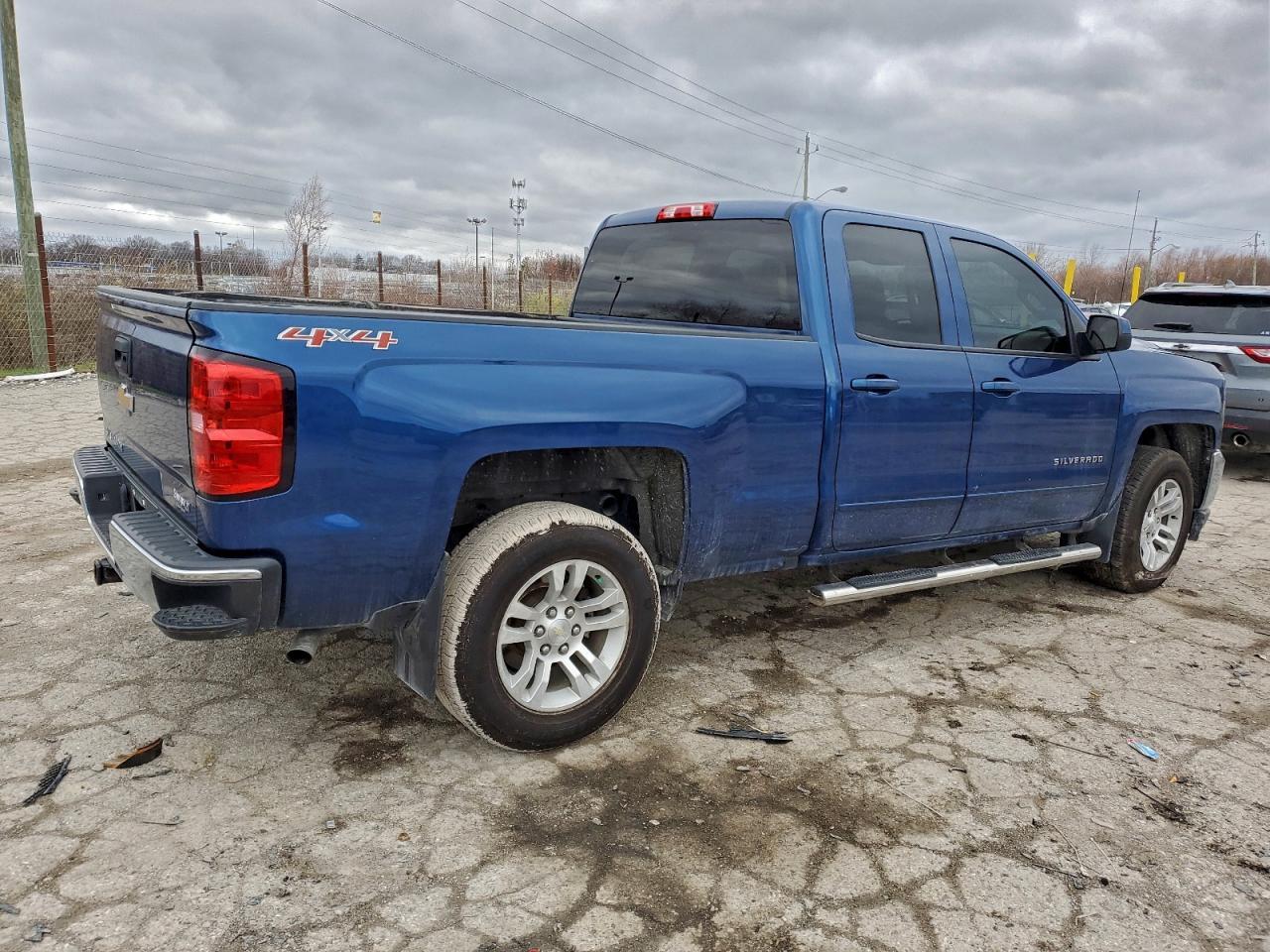 2017 Chevrolet Silverado K1500 Lt - Фото 3