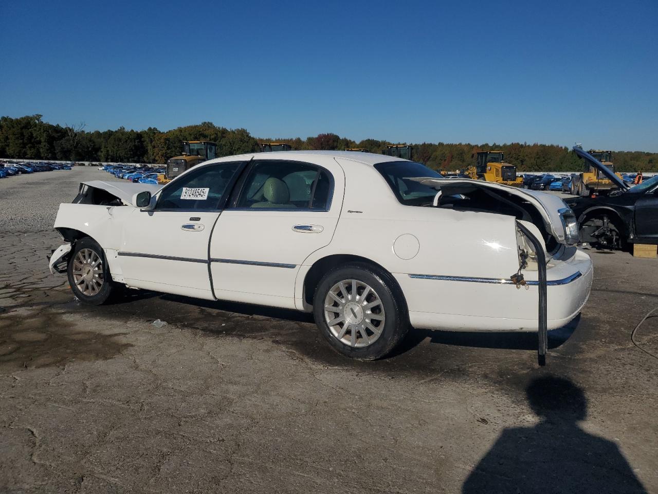 2006 Lincoln Town Car Signature - Фото 2