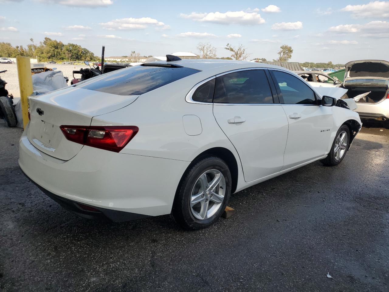 2023 Chevrolet Malibu Ls - Image 3
