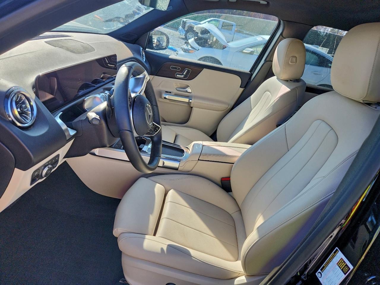 2025 Mercedes-Benz Glb 250 - Фото 7