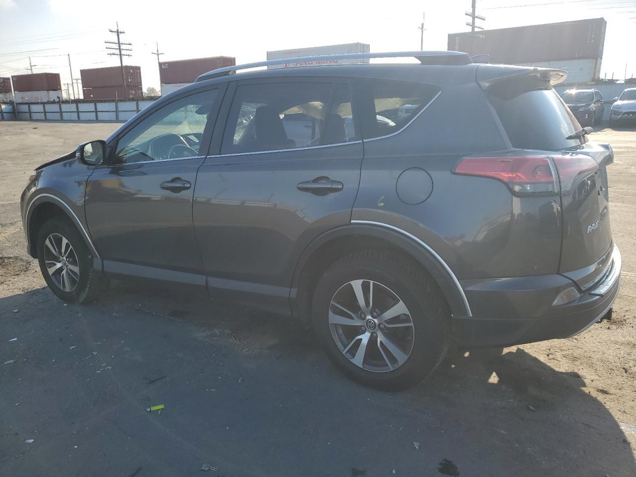 2018 Toyota Rav4 Adventure - Фото 2