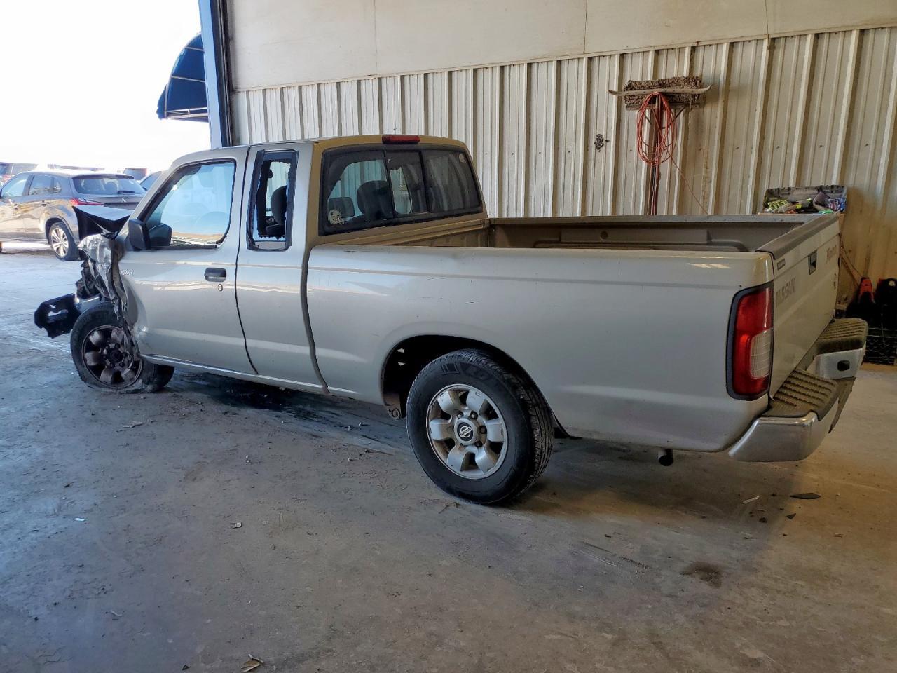 1999 Niss Frontier - Image 2