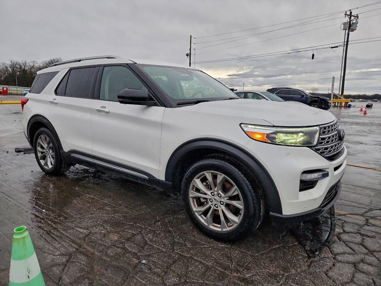 2021 Ford Explorer Limited - Image 4