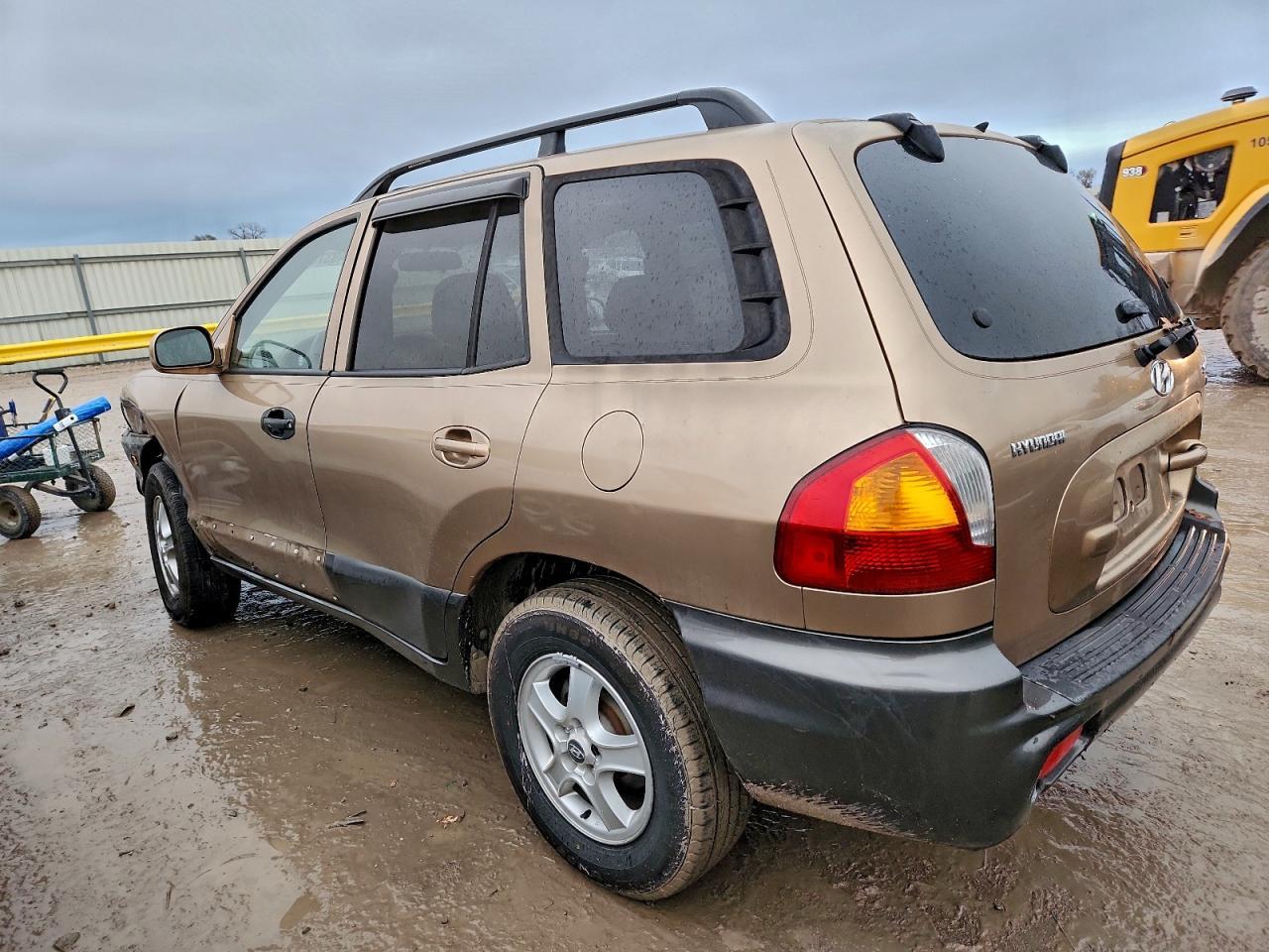 2004 Hyundai Santa Fe - Image 2