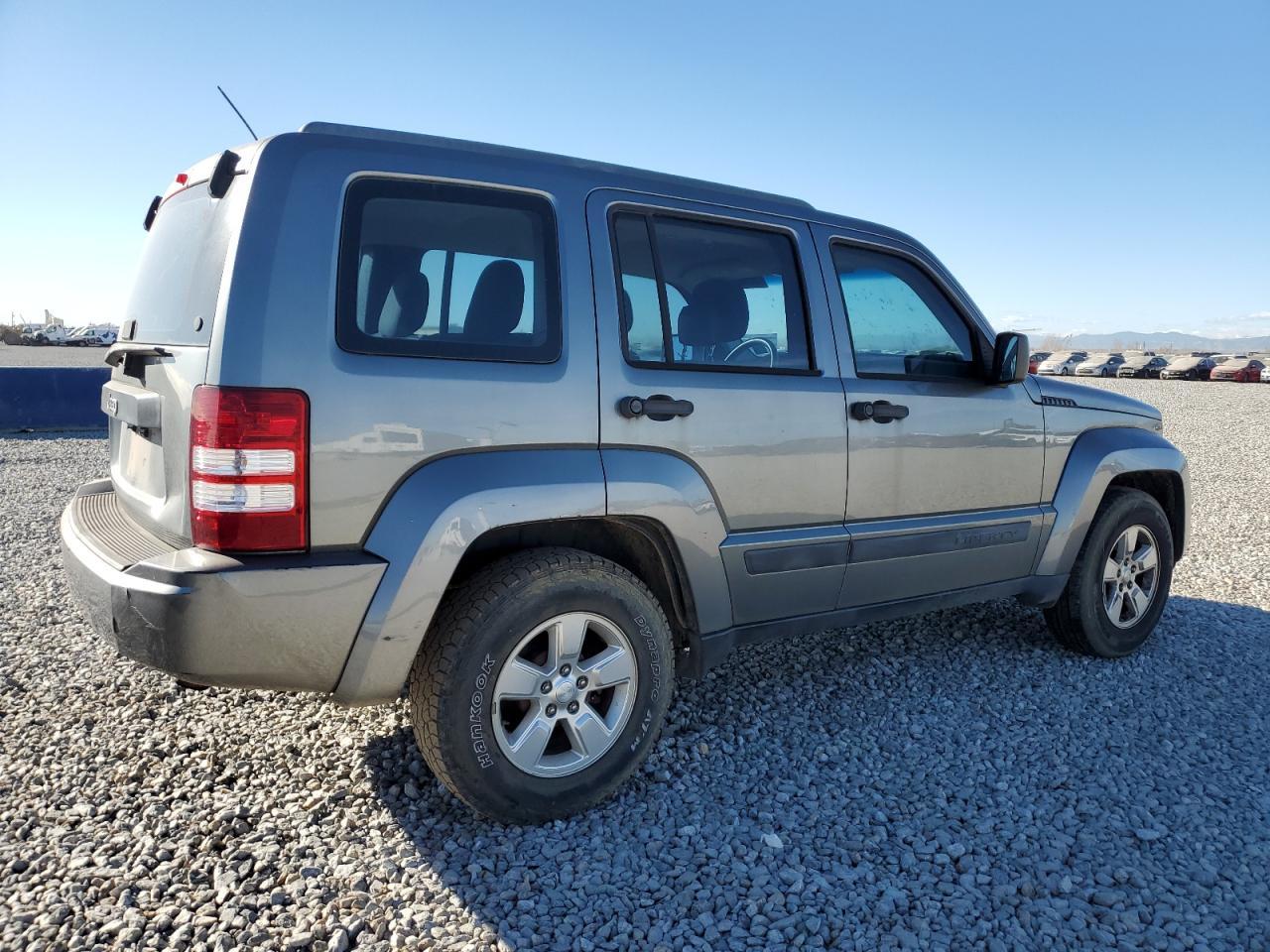 2012 Jeep Liberty Sport - Фото 3