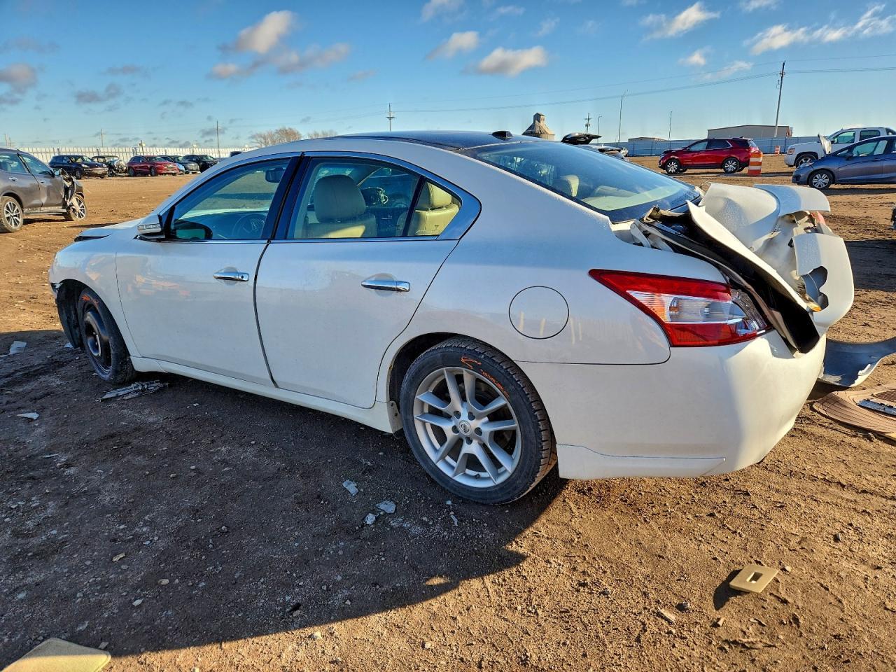 2010 Nissan Maxima S - Image 2