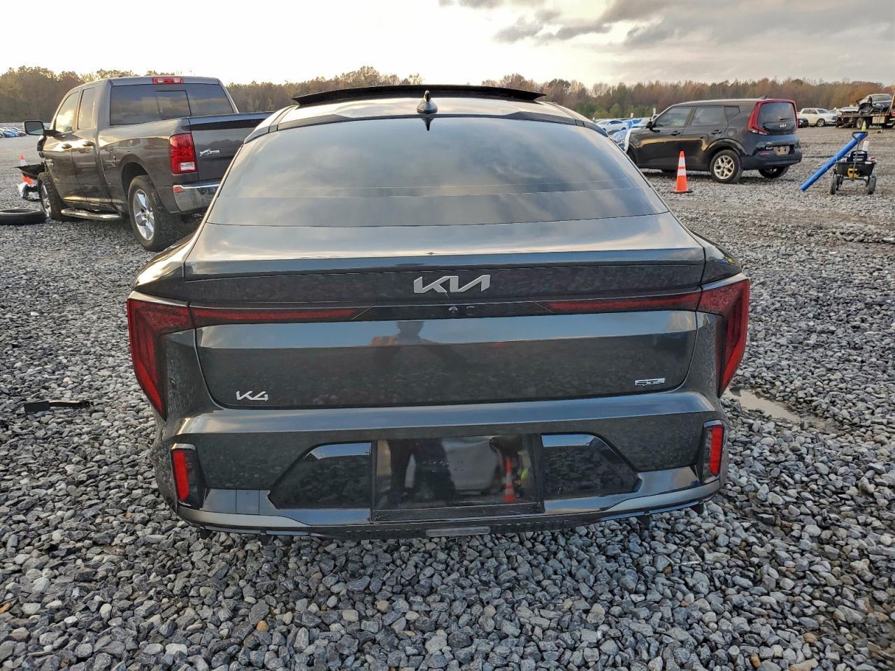 2025 Kia K4 Gt Line - Фото 6