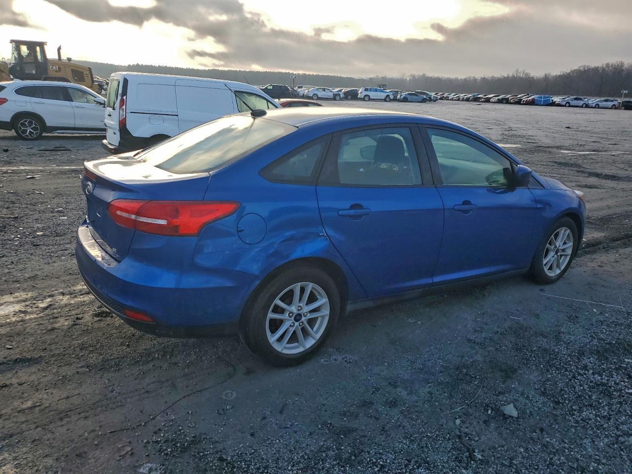 2018 Ford Focus Se - Image 3