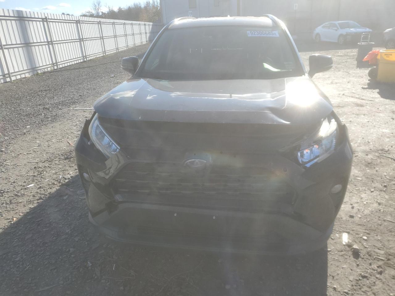2019 Toyota Rav4 Xle - Image 5