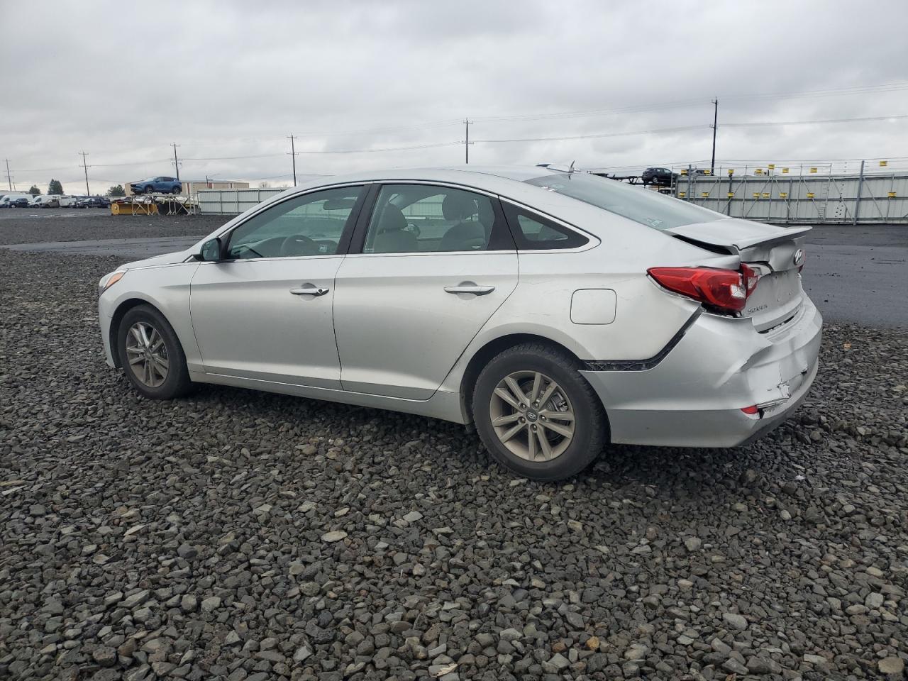2015 Hyundai Sonata Se - Фото 2