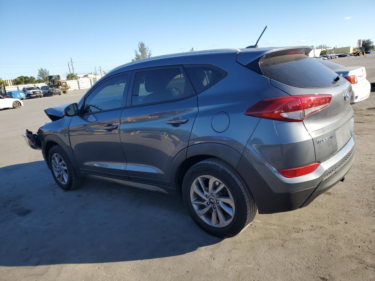 2016 Hyundai Tucson Limited - Фото 2