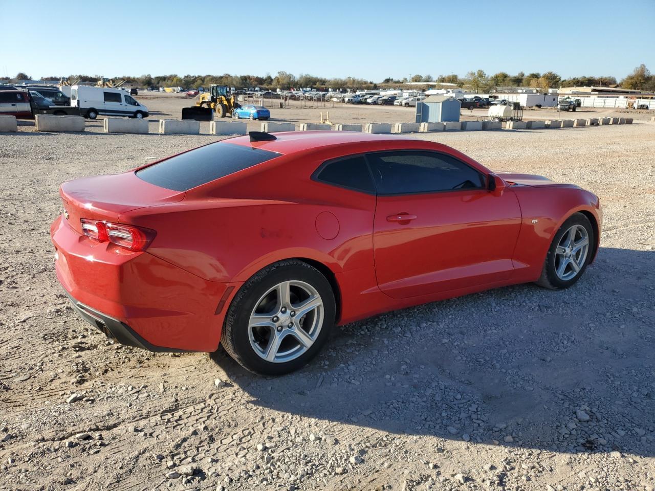 2020 Chevrolet Camaro Ls - Фото 3
