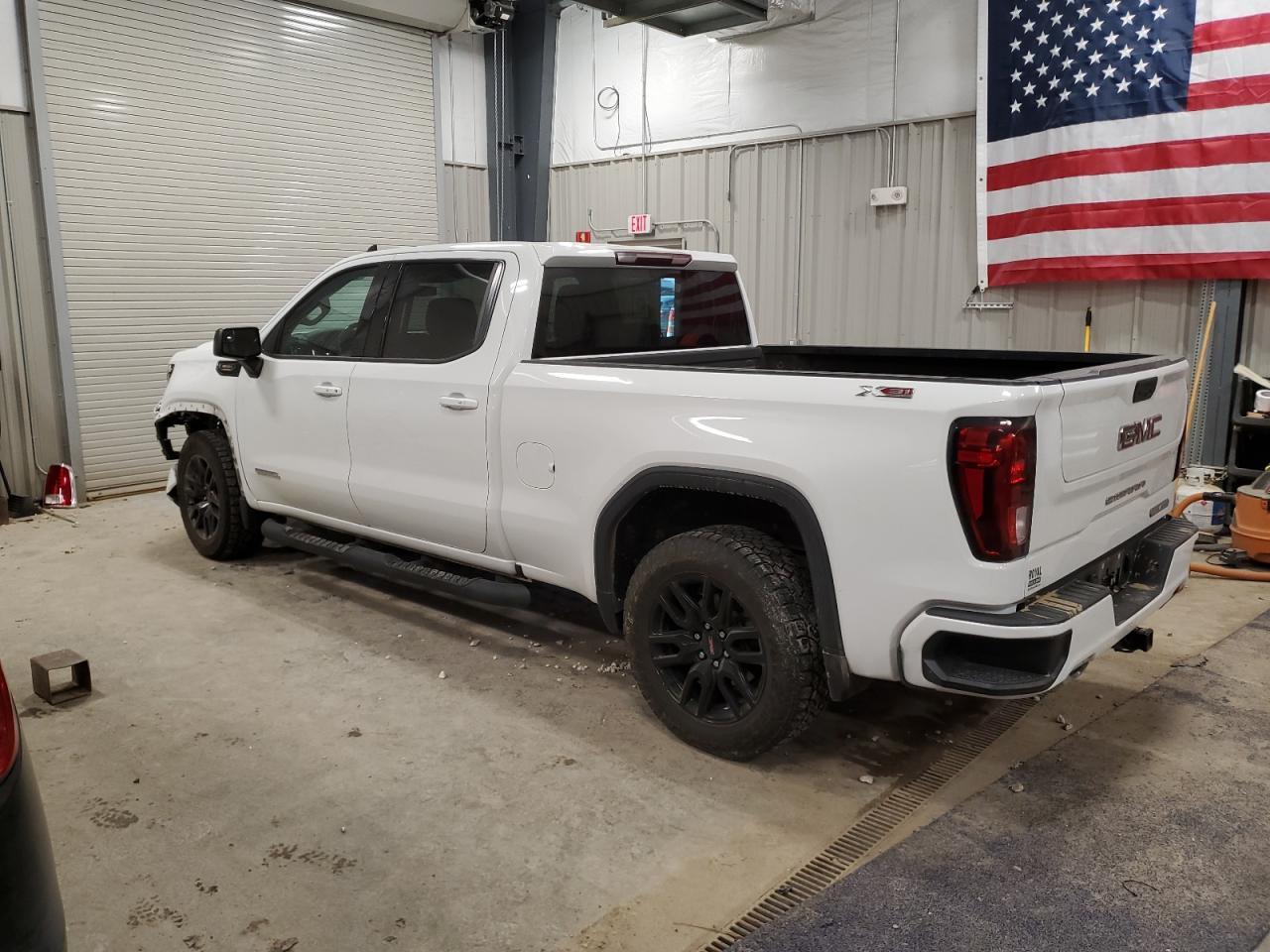 2021 GMC Sierra K1500 Elevation - Фото 2