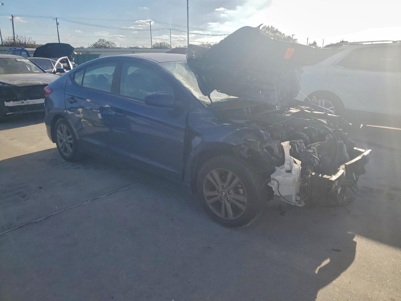 2018 Hyundai Elantra Sel - Фото 4