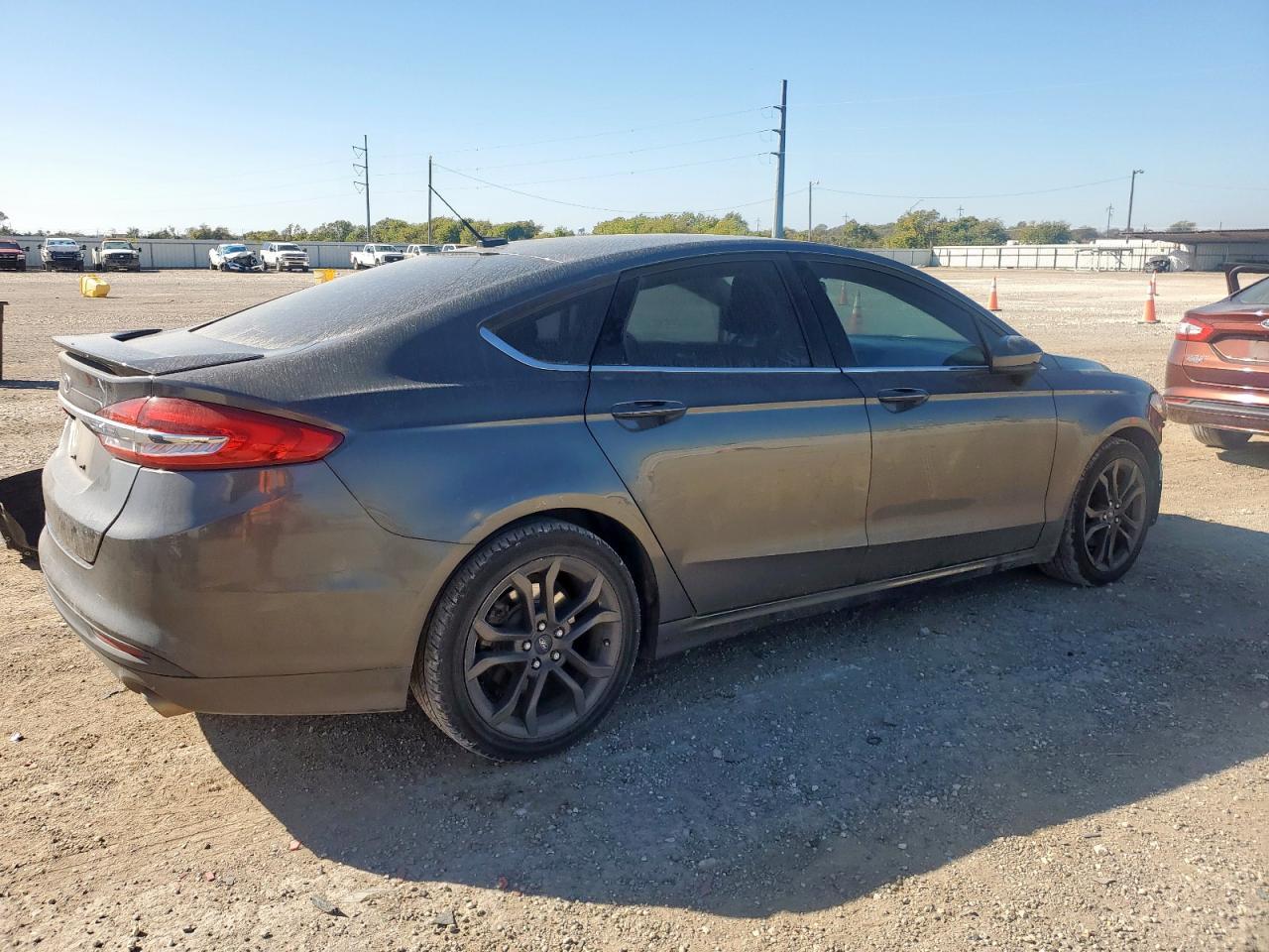 2018 Ford Fusion S - Фото 3