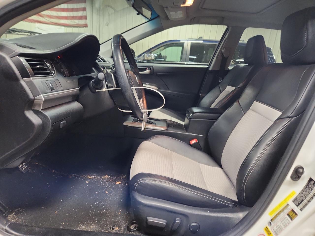 2014 Toyota Camry L - Image 7